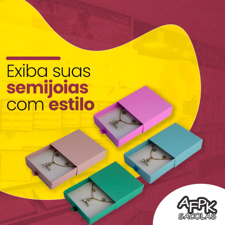 Exiba suas semijoias com estilo